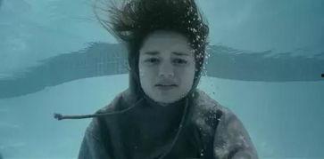 怪咖岩少,揭秘奇才少年的非凡人生